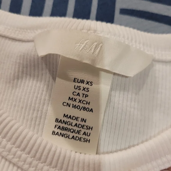 H&M Cropped Tank Top - Picture 3 of 4